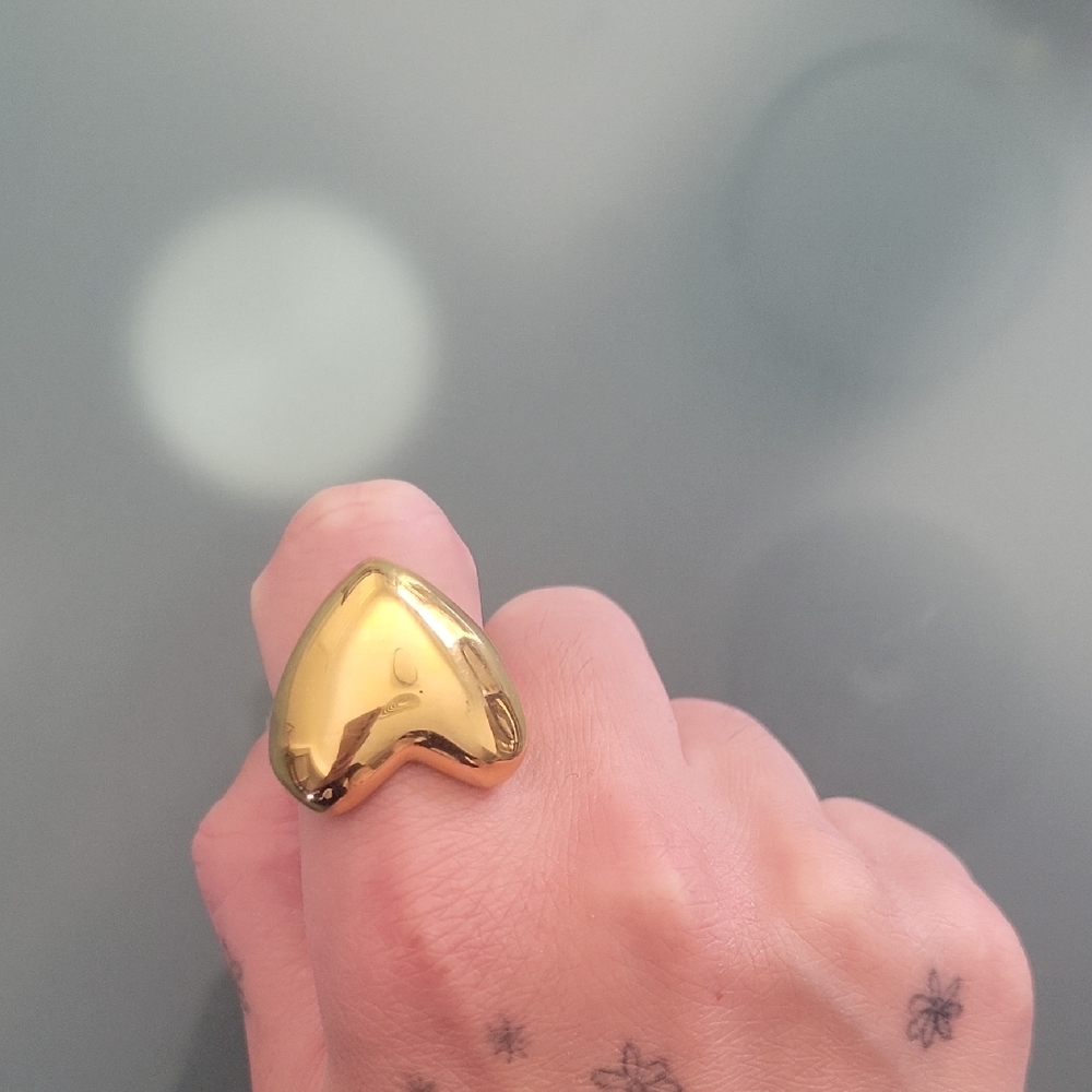 Chunky Golden Heart Ring Size US 6